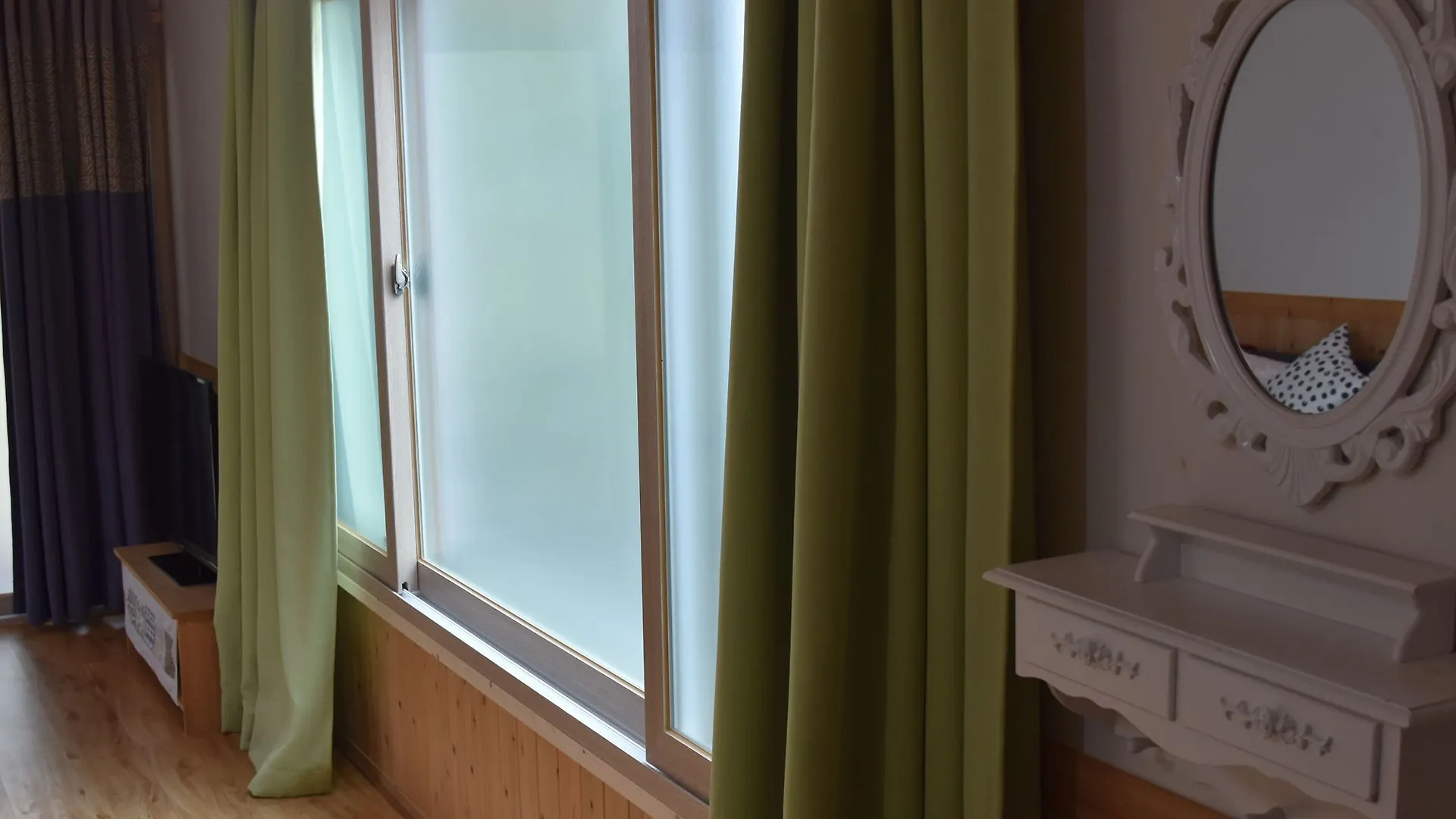 Hotel Pension Jeju Therapy